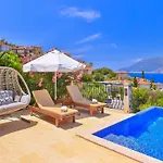 Nane Kaş